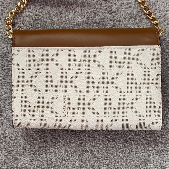 SOLD - Picture 2 of 7